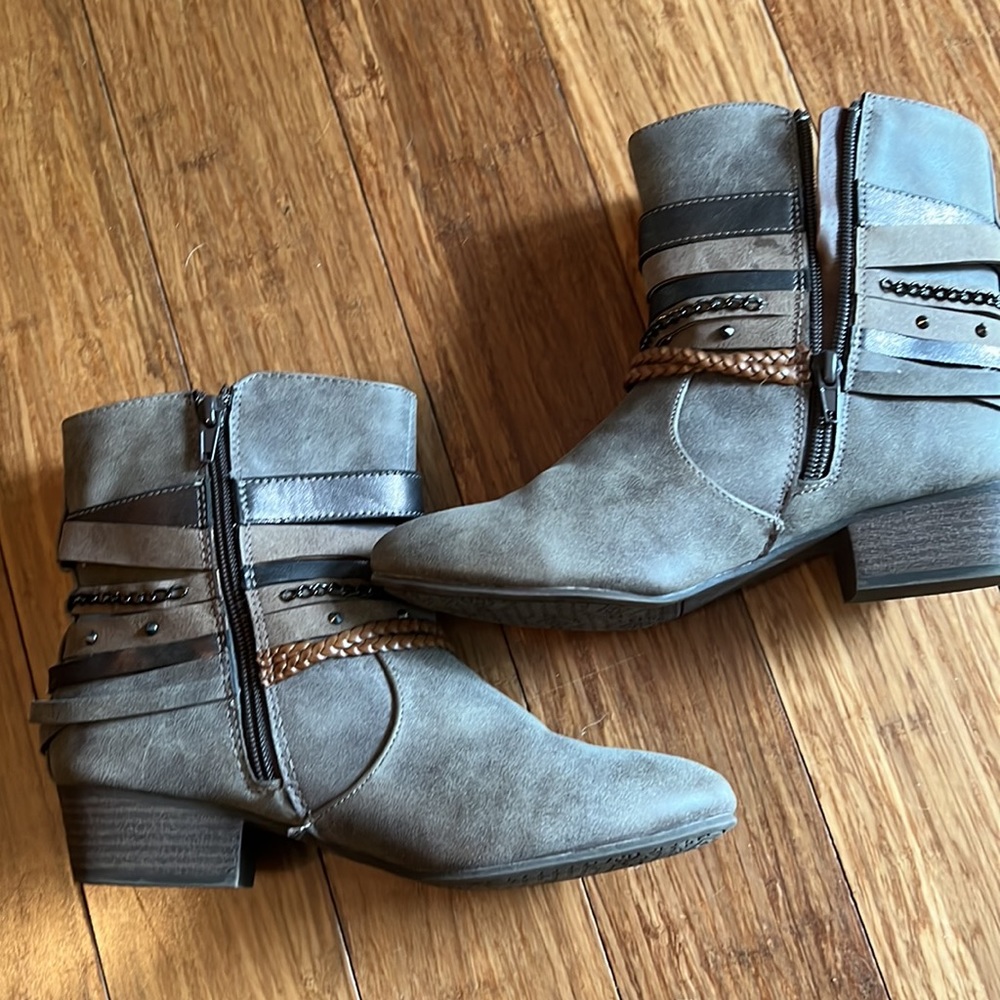 Rockette boots - Picture 5 of 7